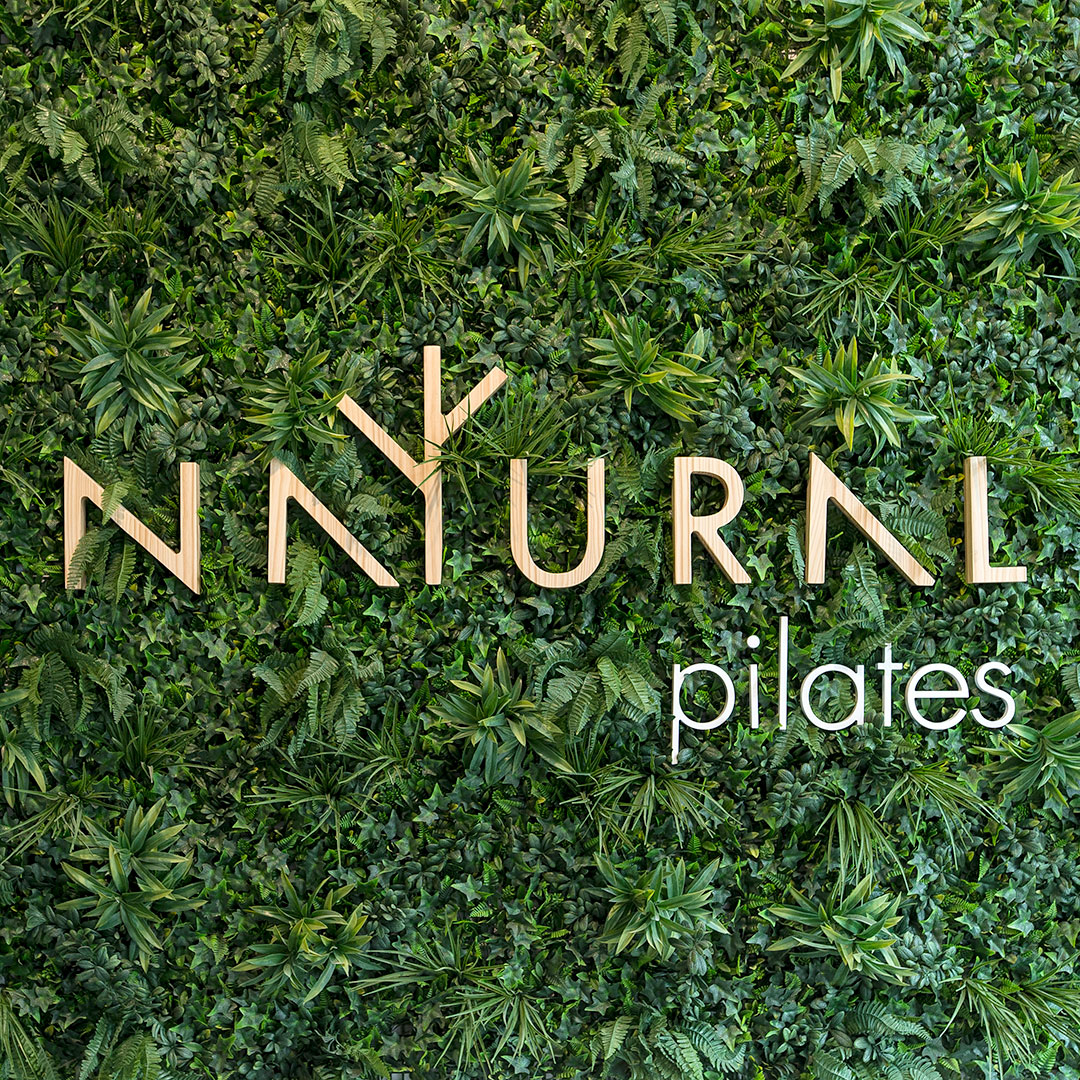 Logotipo de Natural Pilates.